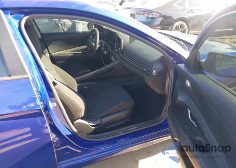 2022 Hyundai Elantra Se z USA, uszkodzony, nr VIN KMHLL4AG8NU239069